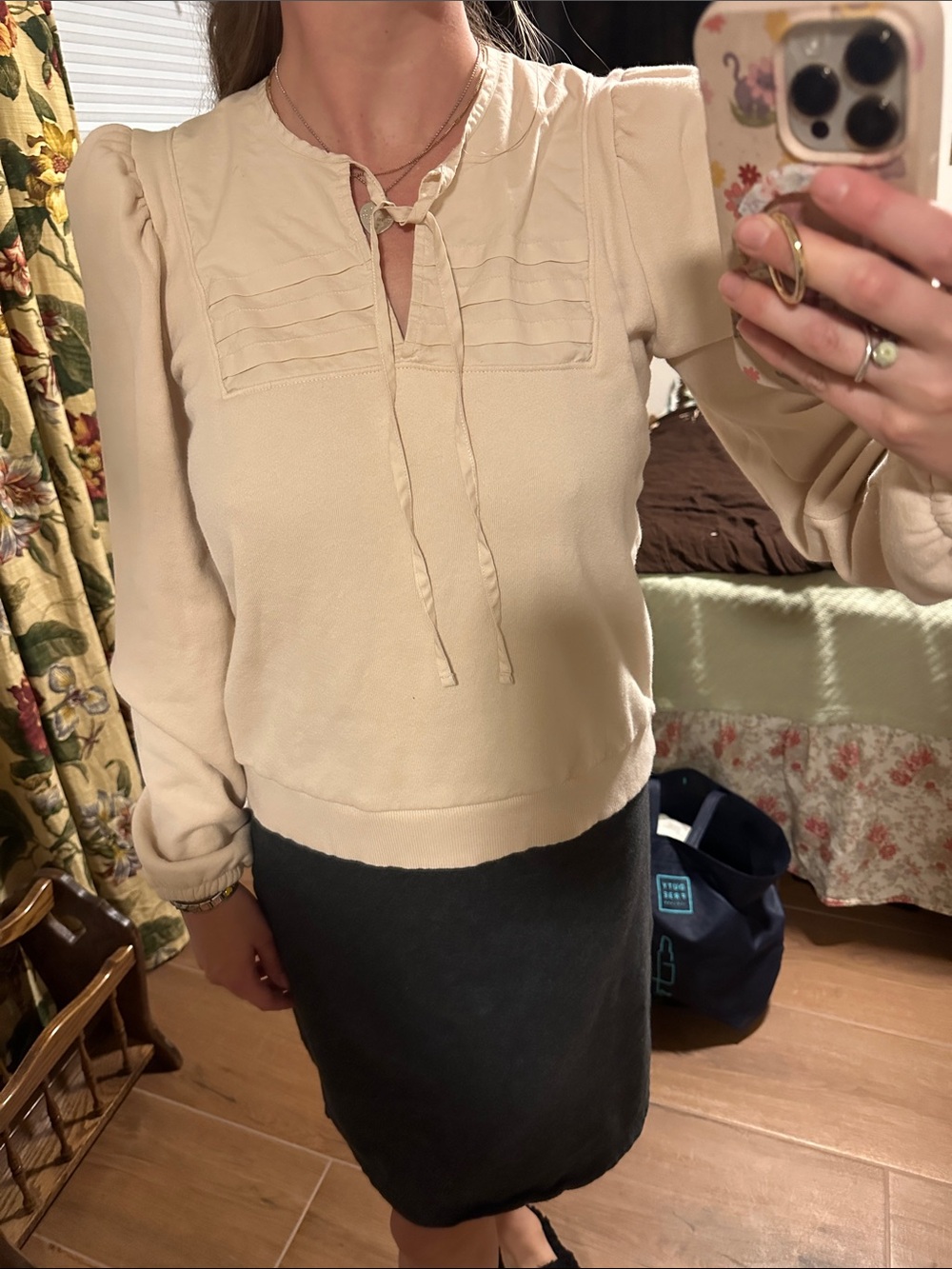 Nation LTD Cream Tie-Neck Puff Sleeve Blouse